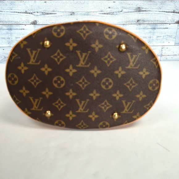 LOUIS VUITTON Bucket GM (Large) Monogram Canvas - Picture 7 of 17